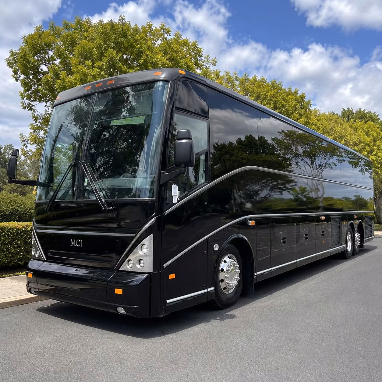 charterbusrentalalexandriava com will help you arrange executive airport transfers from dca and iad