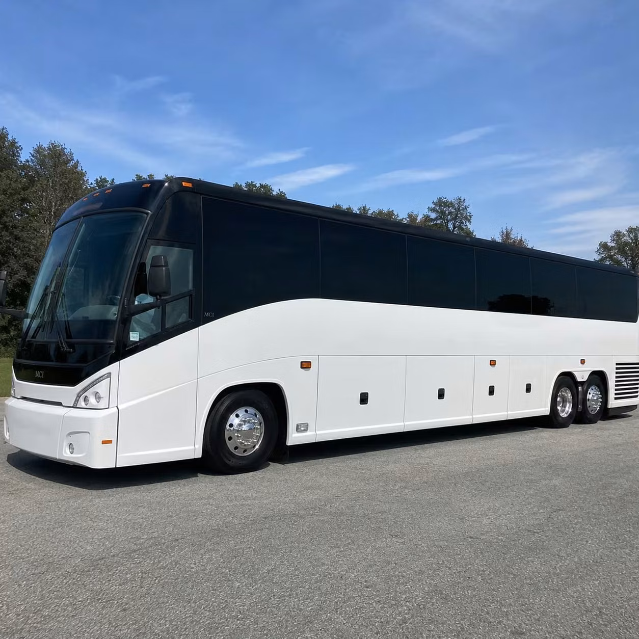 shuttle your alexandria team between metro stations and the office without the hassle