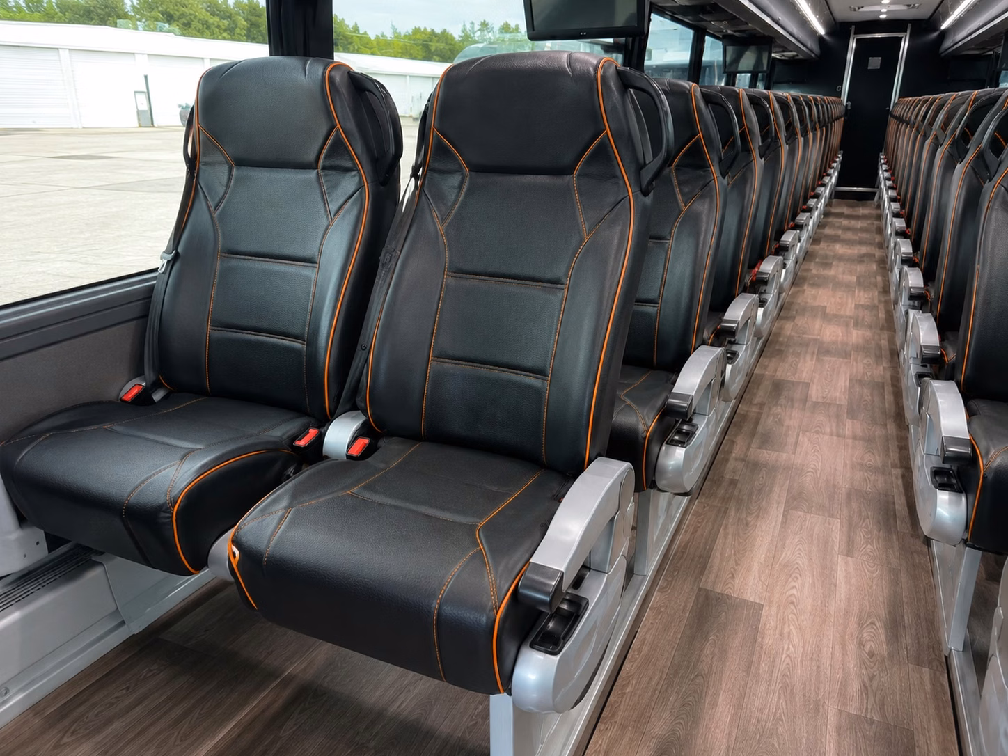 what to know about getting a bus to washington nationals games from alexandria